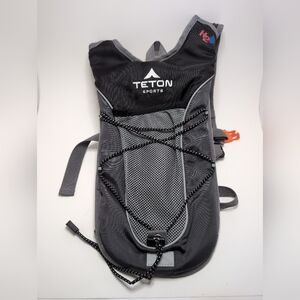 TETON SPORTS 2L Trailrunner H2O Hydration Backpack Black Grey NO Bladder